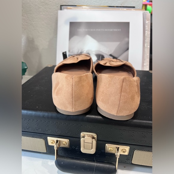 Torrid Twist Bow D'Orsay Flat (WW) Tan - Picture 3 of 5